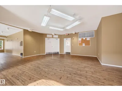 #211 4316 139 AV NW NW photo 42
