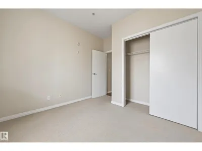 #211 4316 139 AV NW NW photo 22