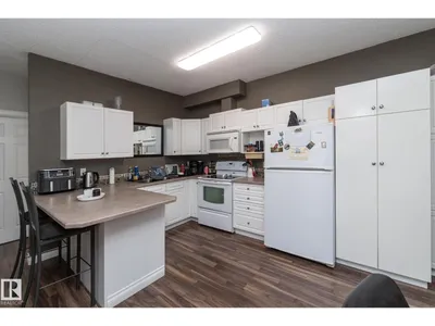#102 304 Lewis Estates BV NW photo 6