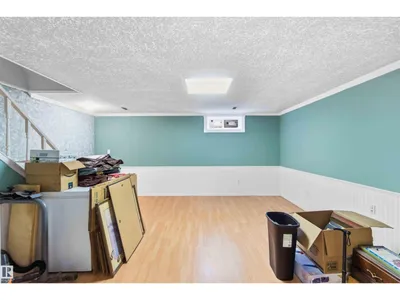 7963 178 ST NW photo 35