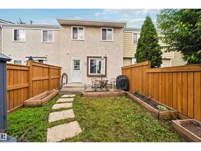 7963 178 ST NW photo 42