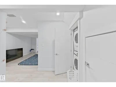 1231 WATT DR SW photo 28