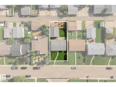 7823 136 AV NW photo 36