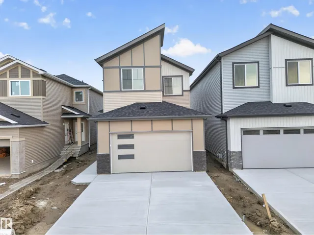 688 Bank drive DR, Leduc