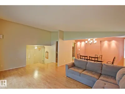 18107 89 AV NW photo 16