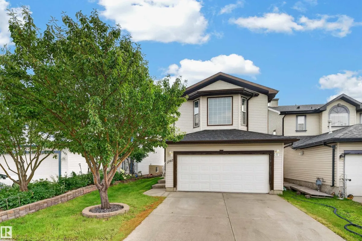 1707 37A AV NW exterior