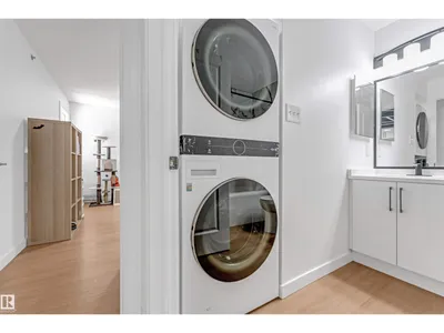 #416 2305 35A AV NW photo 31