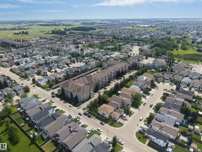 #416 2305 35A AV NW photo 9