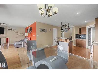 9935 155 ST NW photo 11