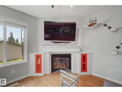 9935 155 ST NW photo 16