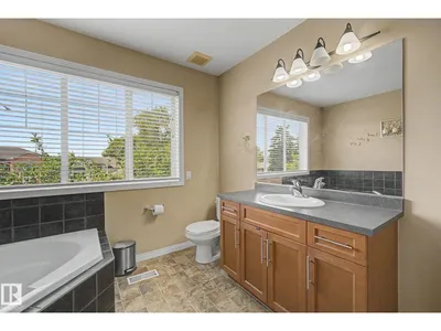 9935 155 ST NW photo 24