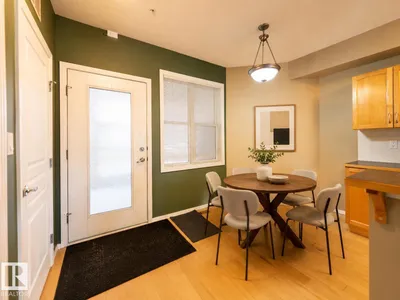 #412 11039 83 AV NW photo 11