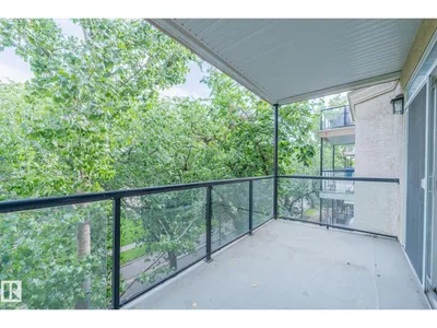 #412 11039 83 AV NW photo 27