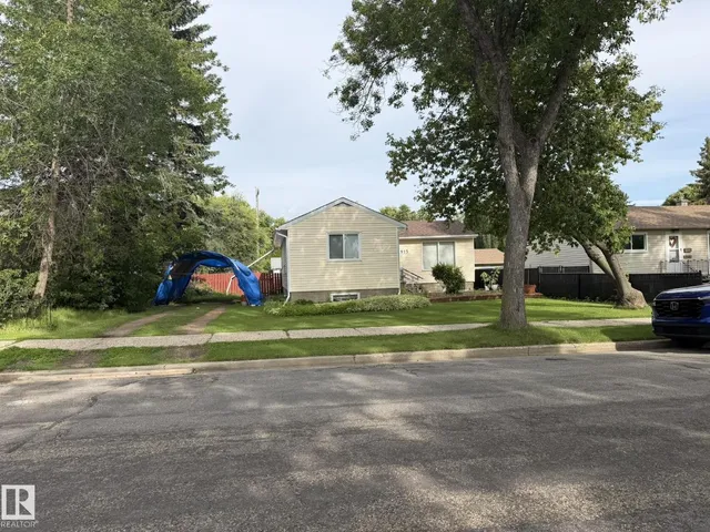 11913 39 ST NW, Edmonton