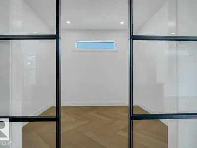 14706 103 AV NW photo 27