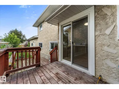 3 WINDERMERE DR S photo 46