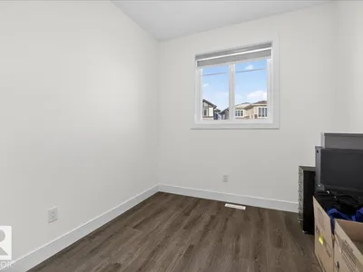 13141 208A ST NW photo 35