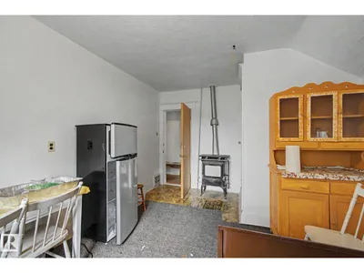 9334 106A AV NW photo 33