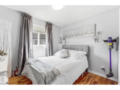 16303 37 ST NW photo 19