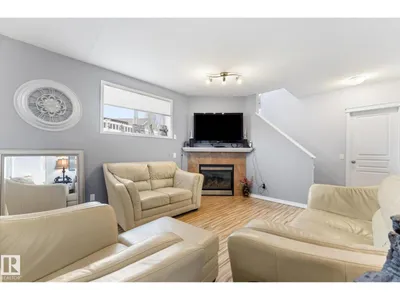 16303 37 ST NW photo 31