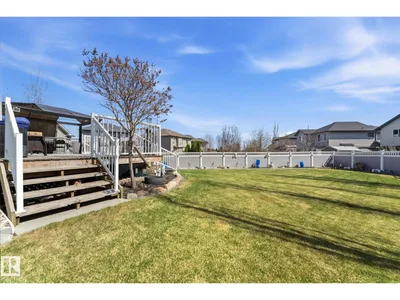 16303 37 ST NW photo 46