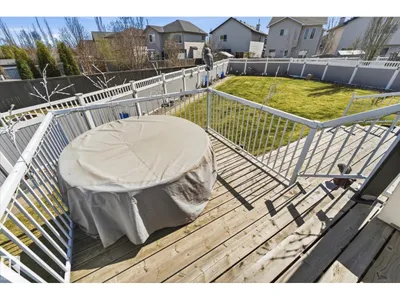 16303 37 ST NW photo 49