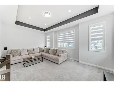 7035 CHIVERS LO SW photo 45