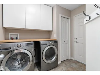 20845 92A AV NW NW photo 56
