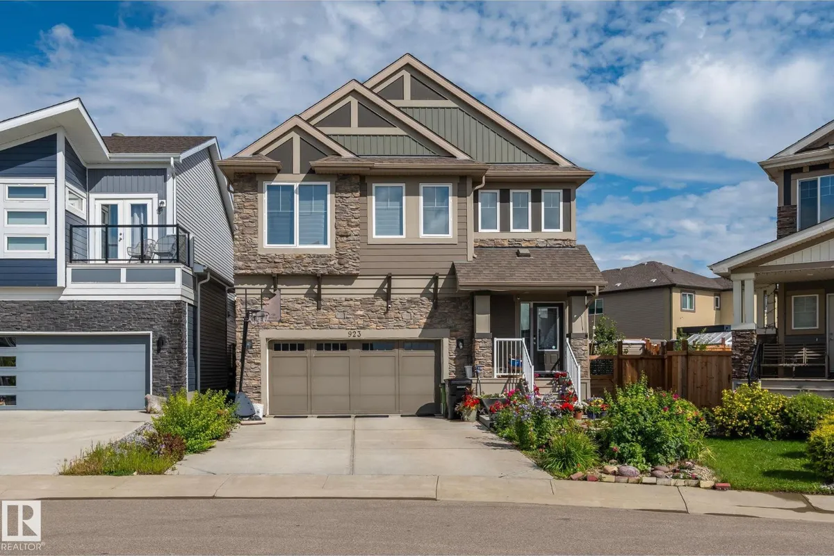 923 174st SW exterior