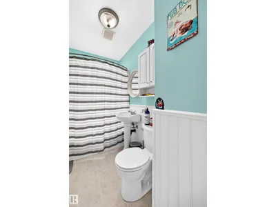 12405 126 ST NW photo 16