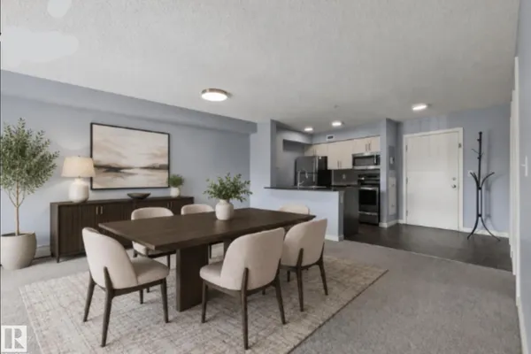 #217 12045 22 AV SW photo 2