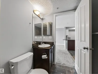 #217 12045 22 AV SW photo 23
