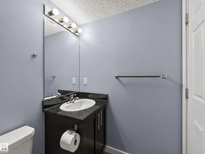 #217 12045 22 AV SW photo 39