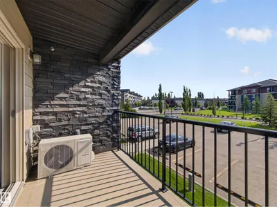 #217 12045 22 AV SW photo 43