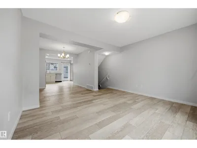 #102 1530 TAMARACK BV NW photo 11