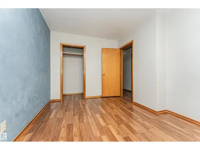11139 62 AV NW photo 26