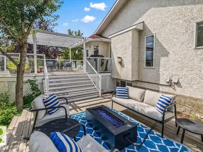 8731 160A AV NW photo 37