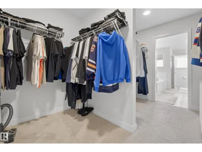 19286 22A AV NW photo 28