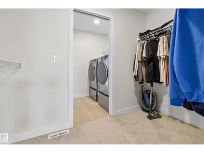 19286 22A AV NW photo 29