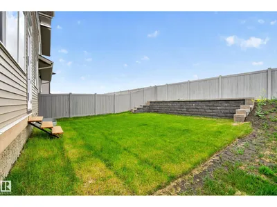 19286 22A AV NW photo 44