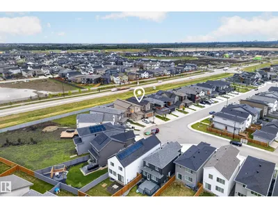 19286 22A AV NW photo 46