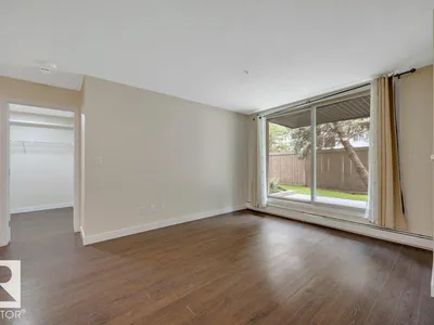 #122 17011 67 AV NW photo 20