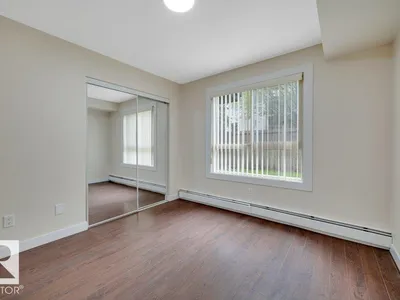 #122 17011 67 AV NW photo 31