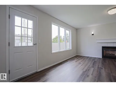 1028 James CR NW photo 22