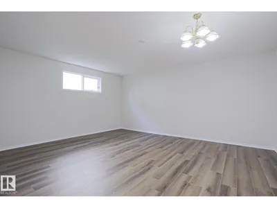 1028 James CR NW photo 9