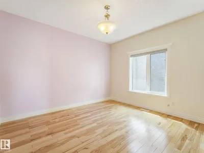 7504 161A AV NW photo 36