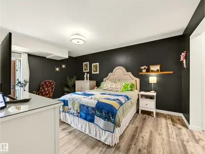 #211 9003 106A AV NW photo 36
