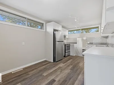 9712 162 ST NW photo 21