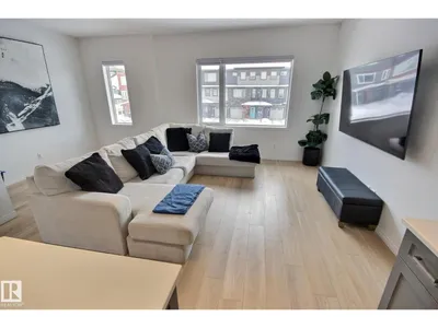 1512 157 ST SW photo 12