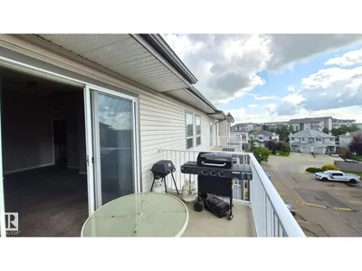 #422 151 EDWARDS DR SW photo 30